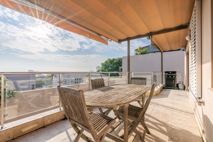 4 Bedroom Property for Sale in Fresnaye Western Cape